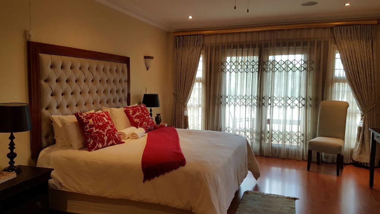 سنتوريون Lily White Guest House المظهر الخارجي الصورة